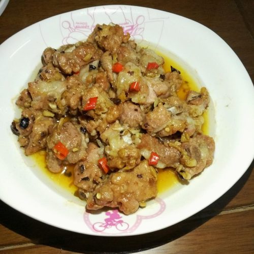 Steamed pork ribs with black bean chili cover