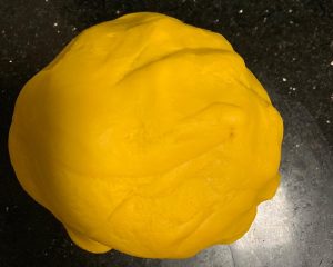 Pumpkin milk steamed buns step 1