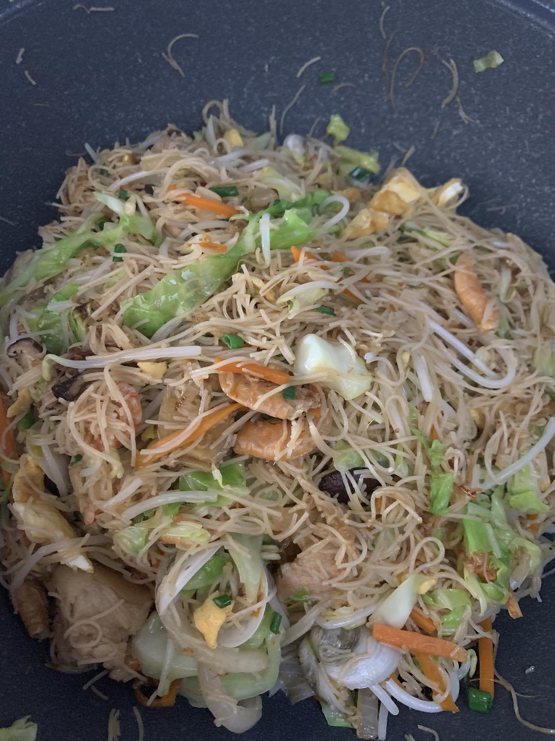Wenling fried rice noodles ready to serve