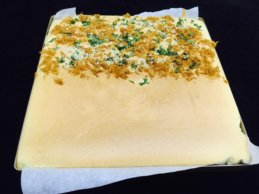 Two in one tray: plain and scallion-pork-flos
