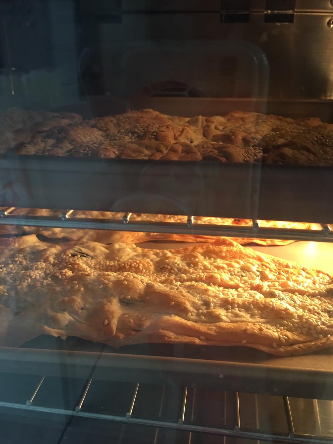 The guokui puff up dramatically while baking