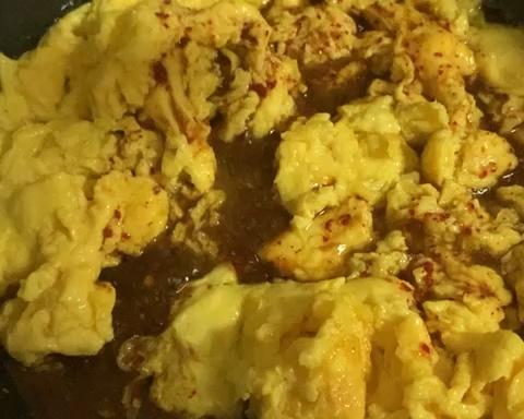 Add the sweet-sour sauce and toss evenly