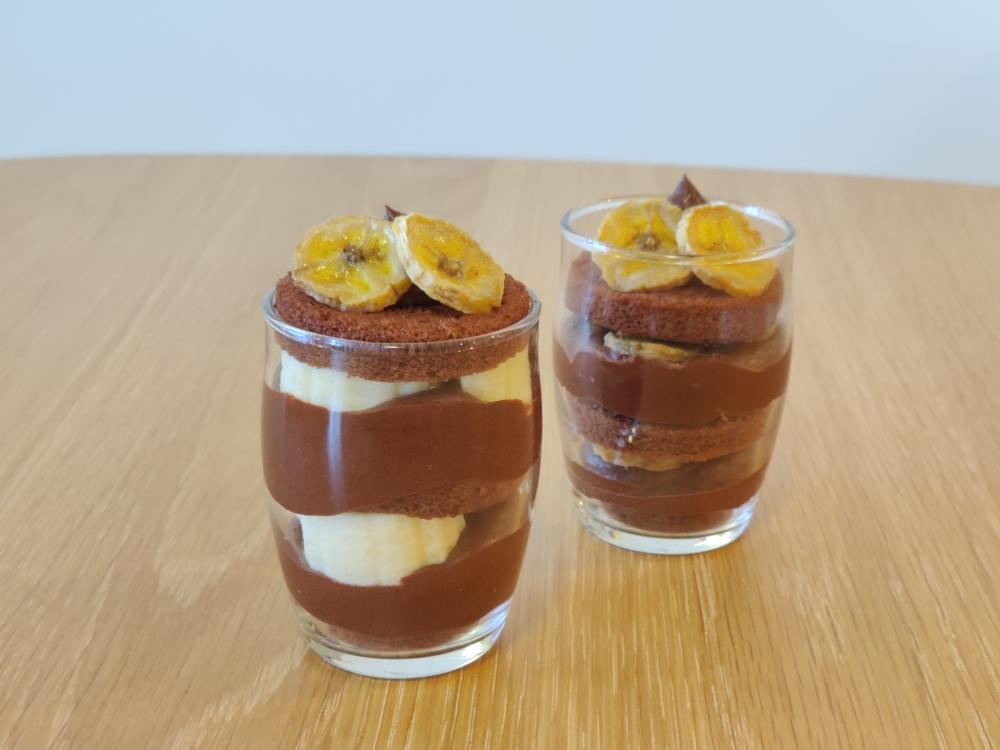 Cupcake version of the banana chocolate cake in small cups
