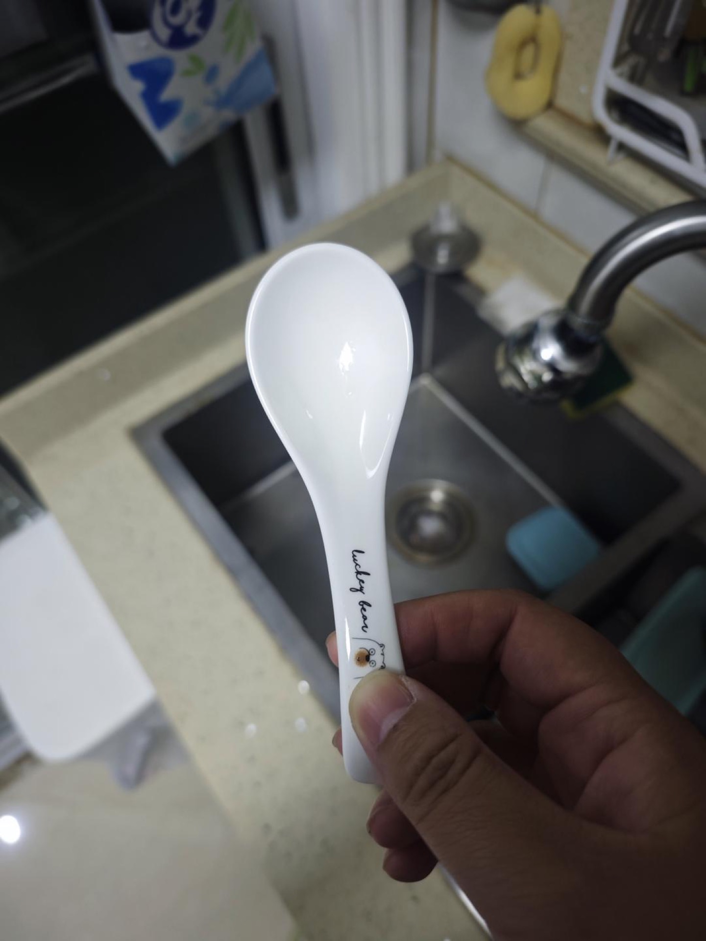 Every spoon measurement in this recipe refers to this kind of soup spoon.