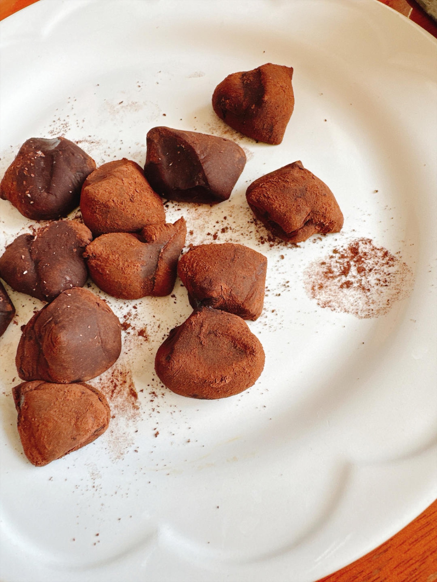 Chocolate mochi cut into bite-sized pieces