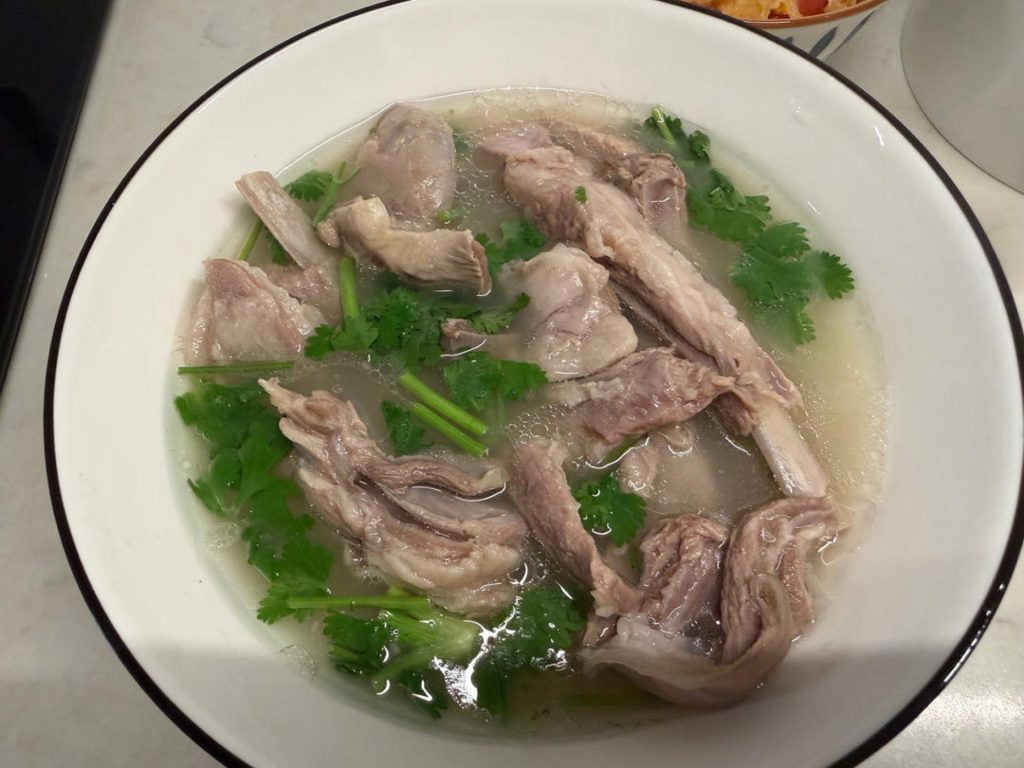 Clear Stewed Lamb Soup (清炖羊肉汤): Tender Lamb in Clear Savory Broth
