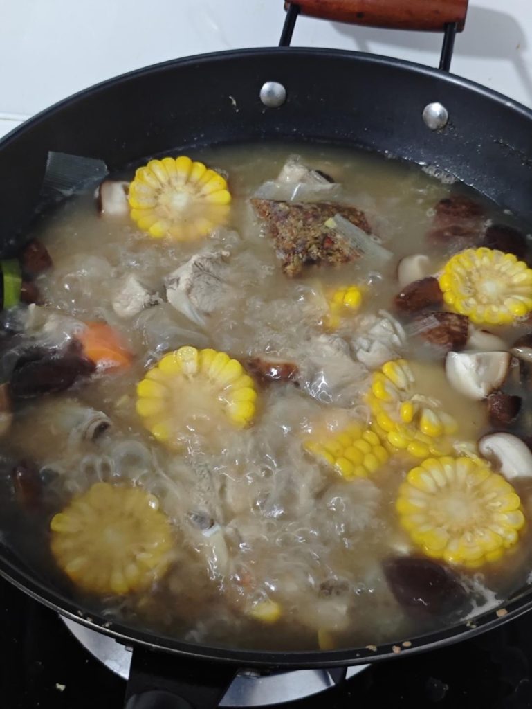 Corn Mushroom Pork Rib Soup (玉米香菇排骨汤): Clear Sweet Broth, Tender