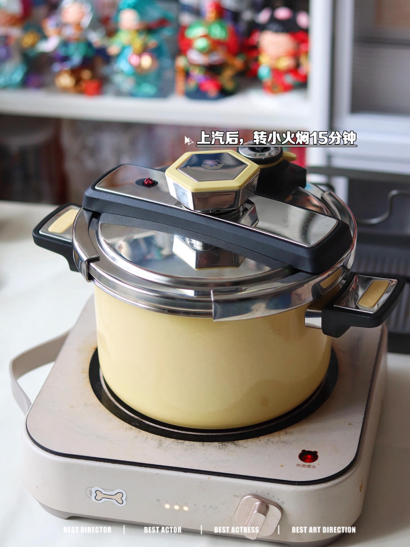Enamel pressure cooker sealed and coming up to pressure on the stove