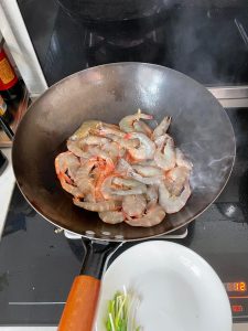 oil-braised-prawns-you-men-xia-s5.jpg