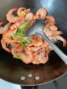 oil-braised-prawns-you-men-xia-s6.jpg