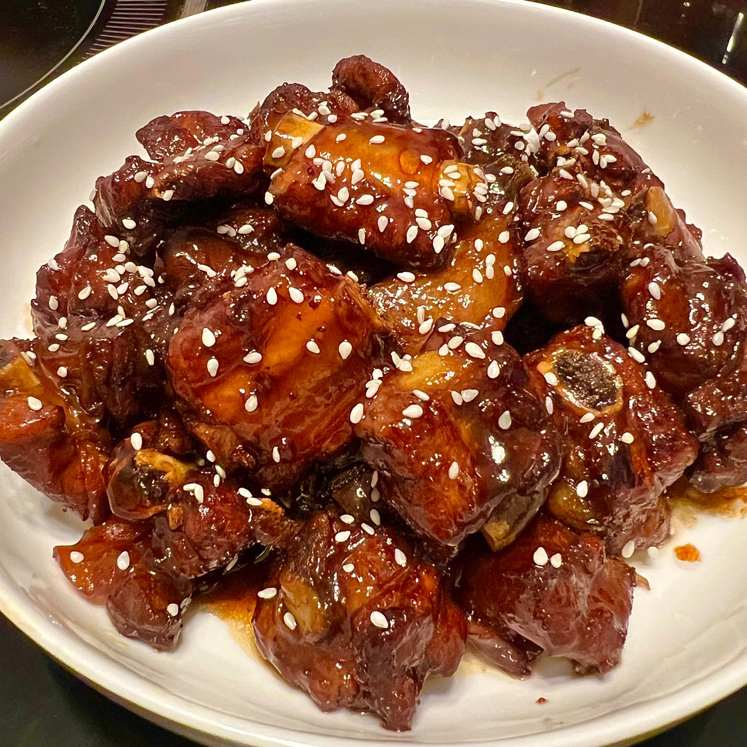 Not cloying - a refreshing, clean-sweet plate