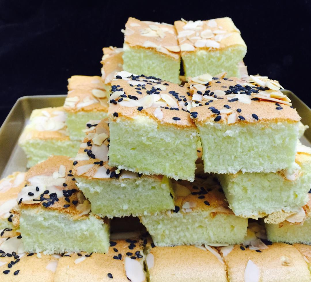 Sheet cake: black sesame almond slice cake