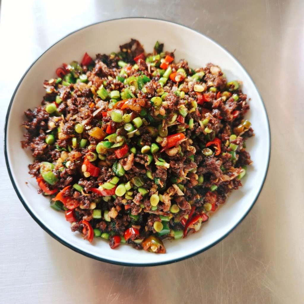 Stir-Fried Pigeon with Rice (米炒鸽子): Lazy Family Hack, Bones and All