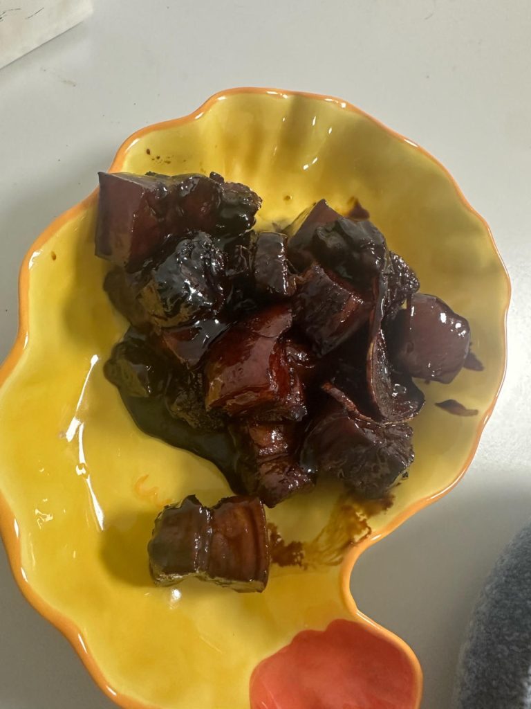 Sweet Braised Pork Belly (红烧肉): Sweet, Glossy, Melt-in-Your-Mouth