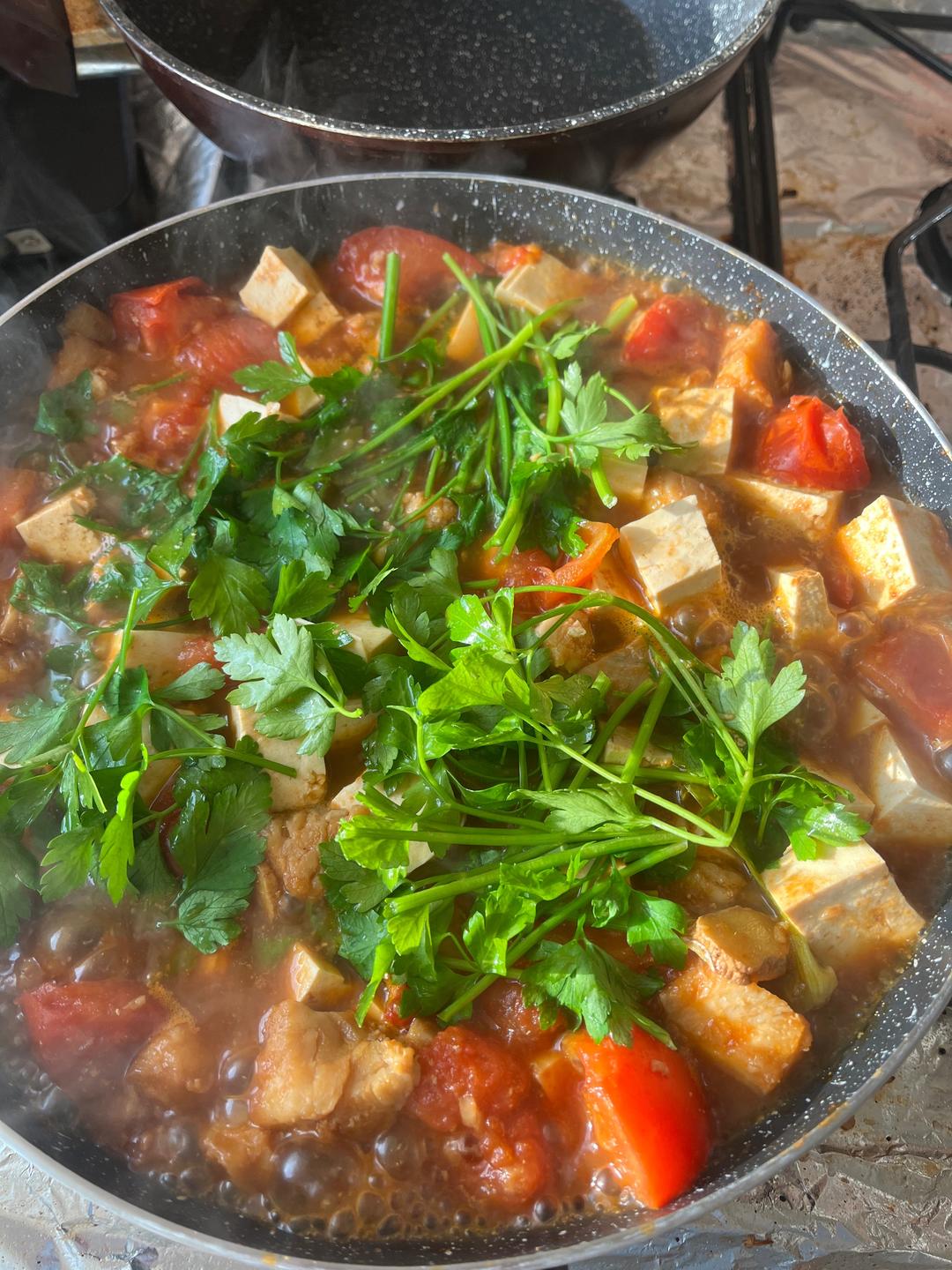Add water; when it boils again, add the green
