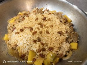 Cook for another half hour, then fluff and serve.
