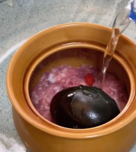 yam-century-egg-meatball-soup-shan-yao-song-hua-dan-rou-bing-tang-s3.jpg