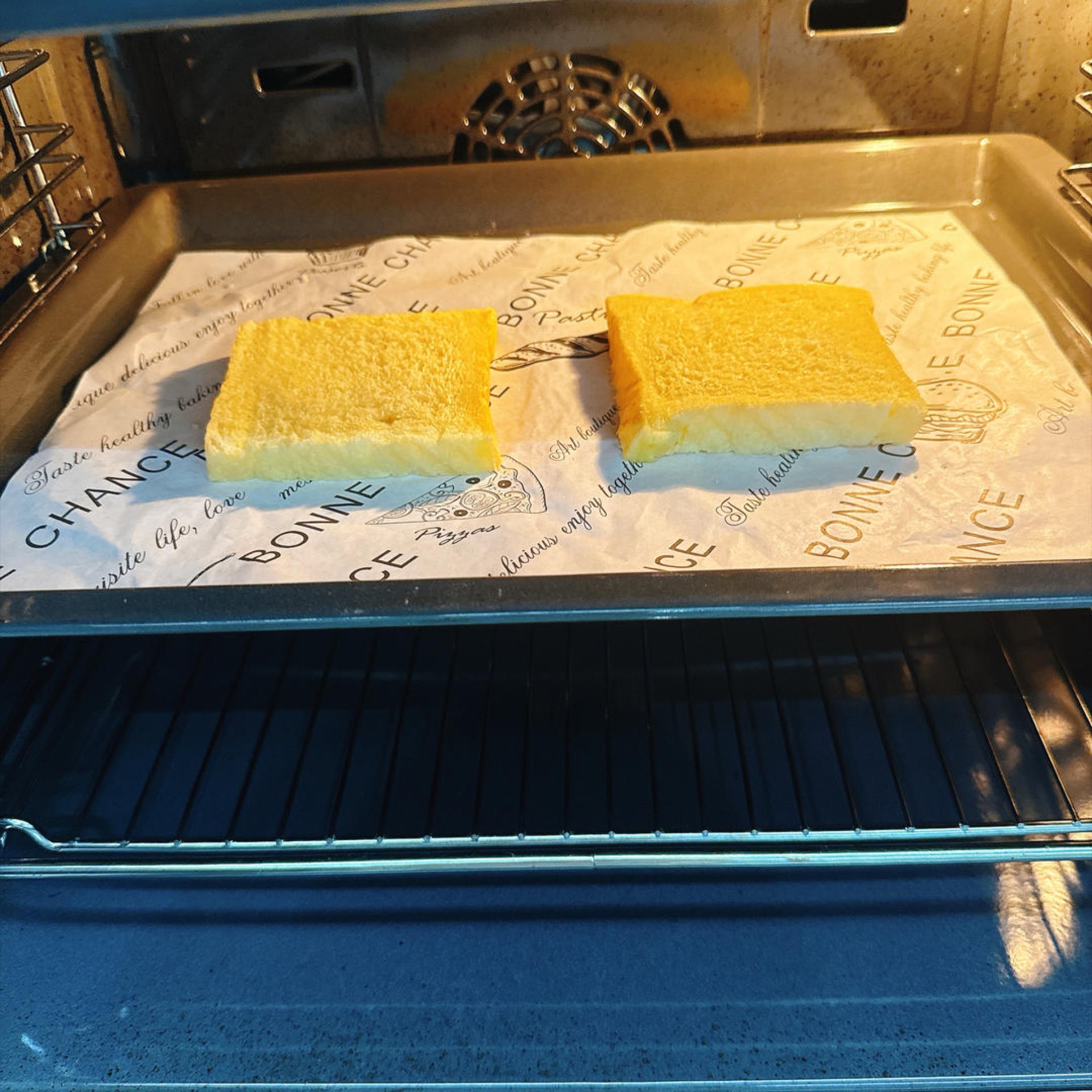 Toast the bread slices at 160°C (320°F) for 8–10 minutes until crisp.