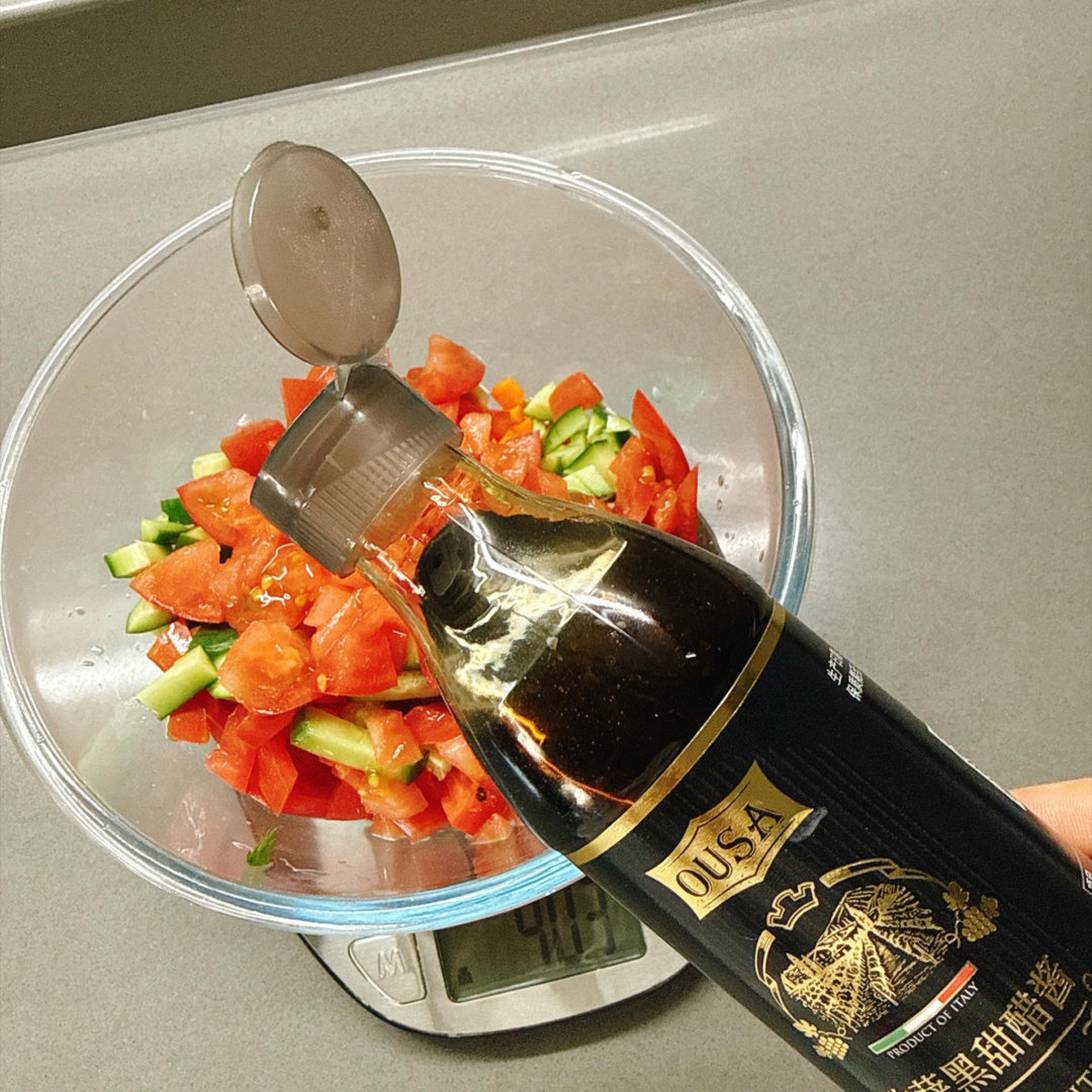 Add 20 grams of black vinegar or lemon juice.
