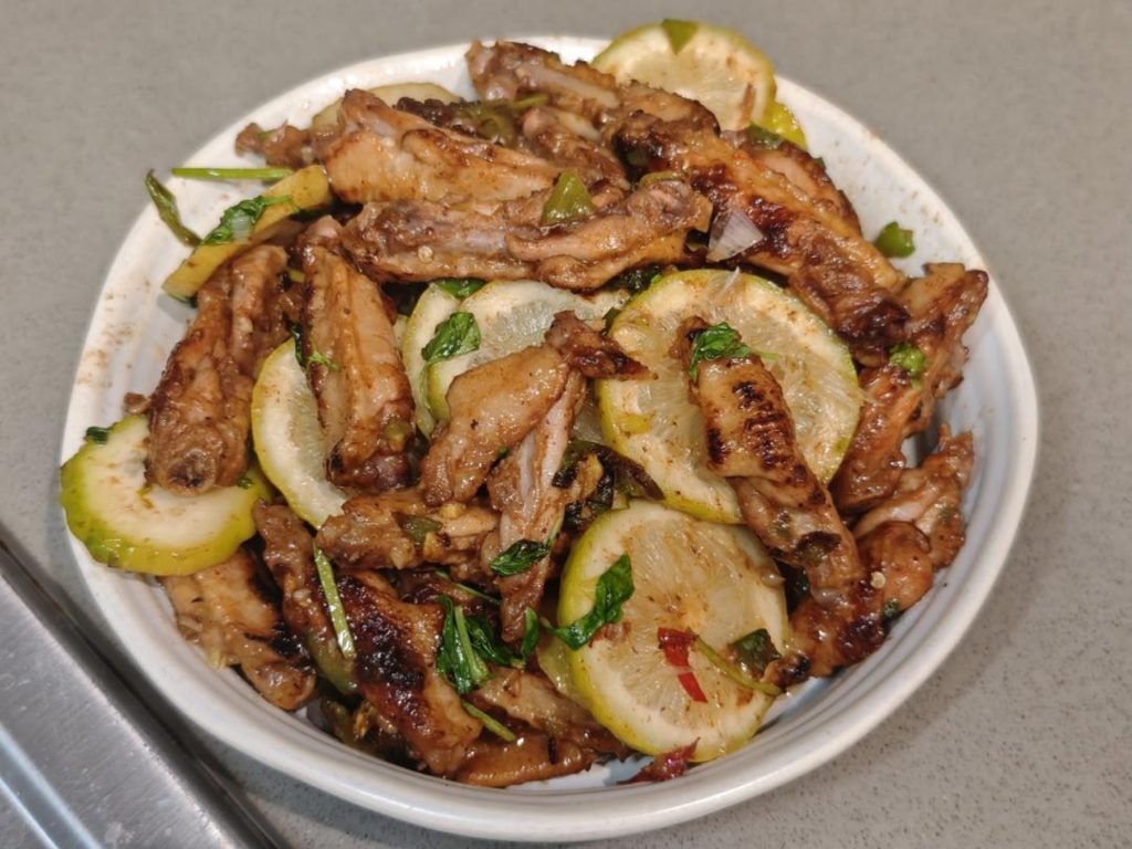 Thai Lemongrass Lemon Chicken Wings (香茅柠檬鸡翅): Zesty Thai Wings,
